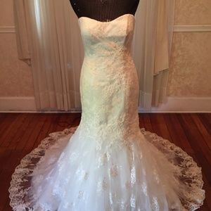 Casablanca 1995 Wedding Dress